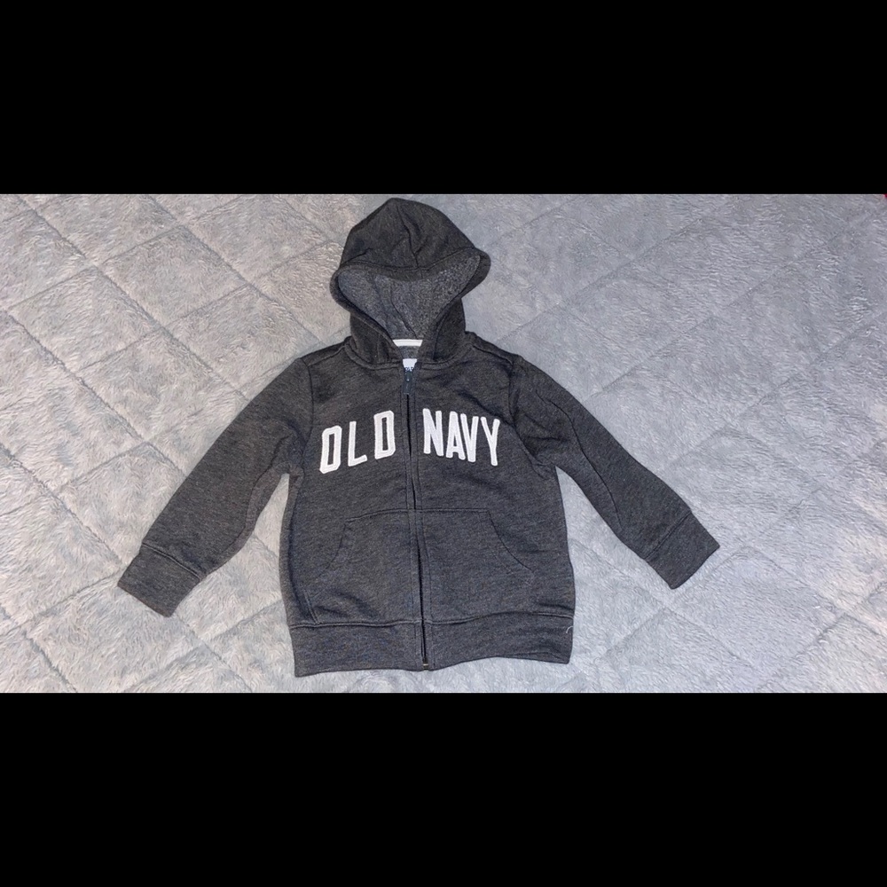 Old navy sweater